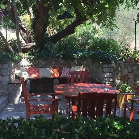 Relax Garden Stari Grad (Hvar)